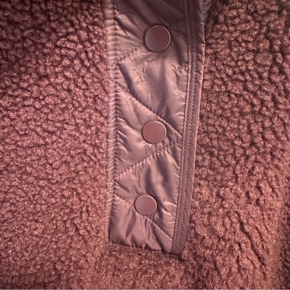 Athleta Cozy Sherpa Snap Sweatshirt  Spiced Cabernet Size Large NWOT - Picture 4 of 7